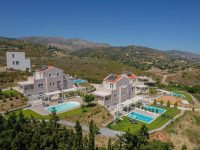 Blue Hills Villas