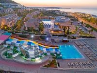 Grand Holiday Resort