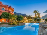 Hotel Theodora