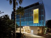 Hotel Olive Green