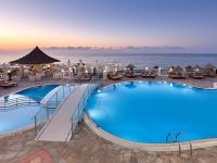 Hotel Alexander Beach
