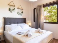 Pearls of Crete