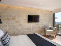 Diamond Stone Suites