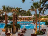 Aquila Rithymna Beach